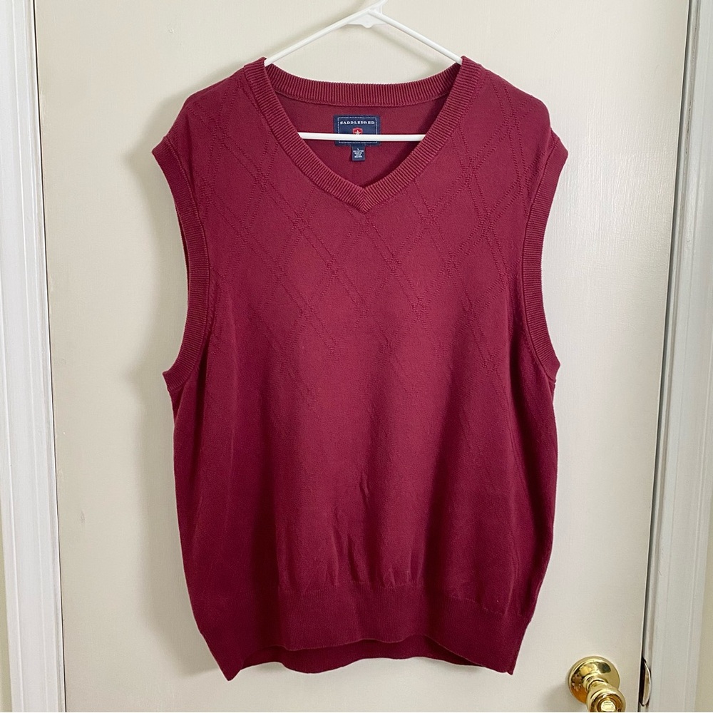 Saddlebred Men’s V-Neck Sweater Vest - Maroon